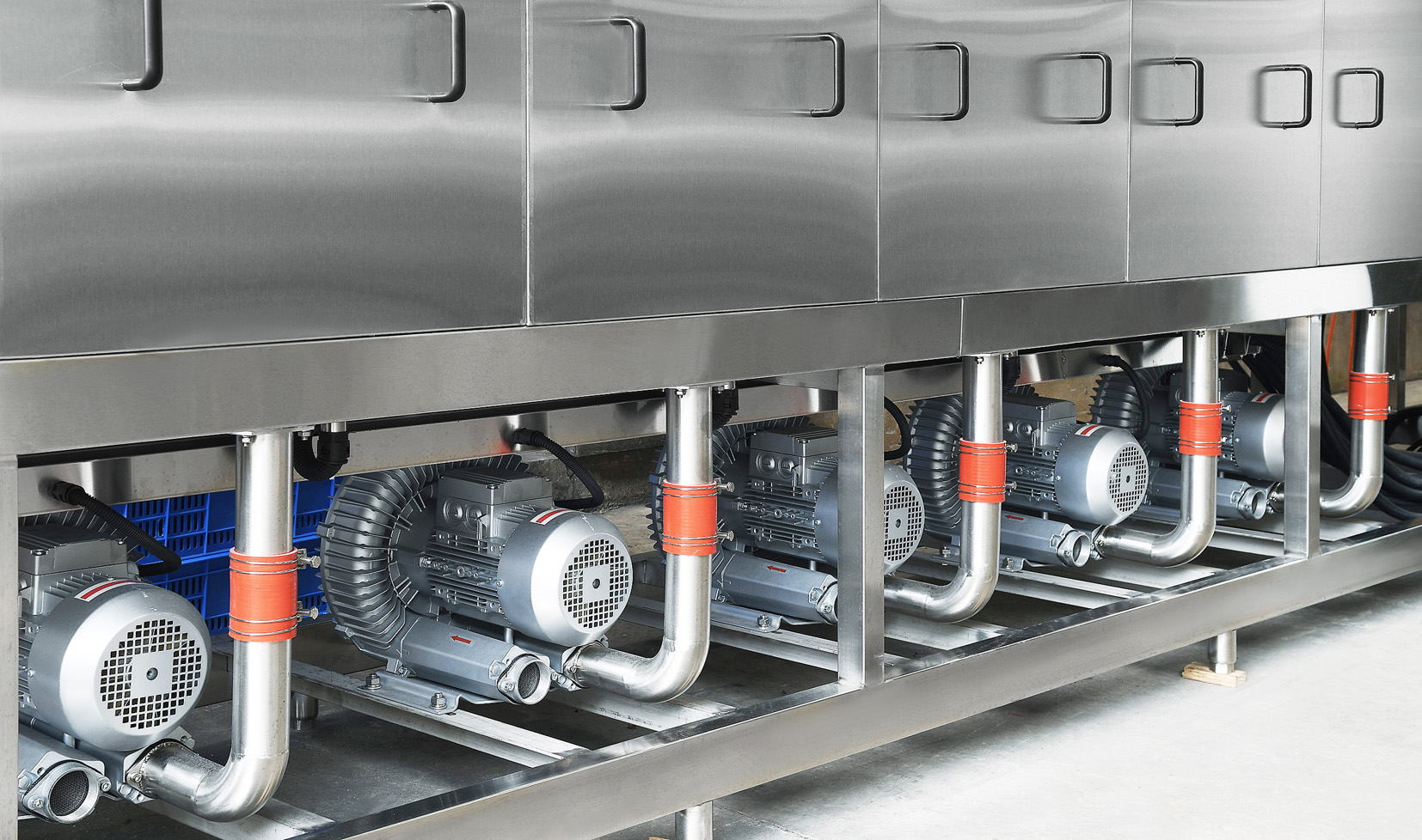 全自动洗箱脱水风干线